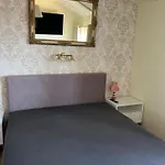 Yari Vikendica *