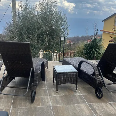 Yari Holiday home Lovran