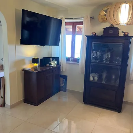 Yari-dog Friendly, Private Jaccuzzi&sauna,shared Infinity Pool, Sea View
