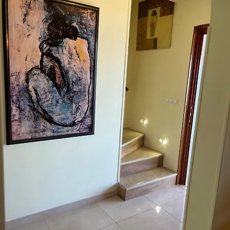 Yari-dog Friendly, Private Jaccuzzi&sauna,shared Infinity Pool, Sea View Holiday home